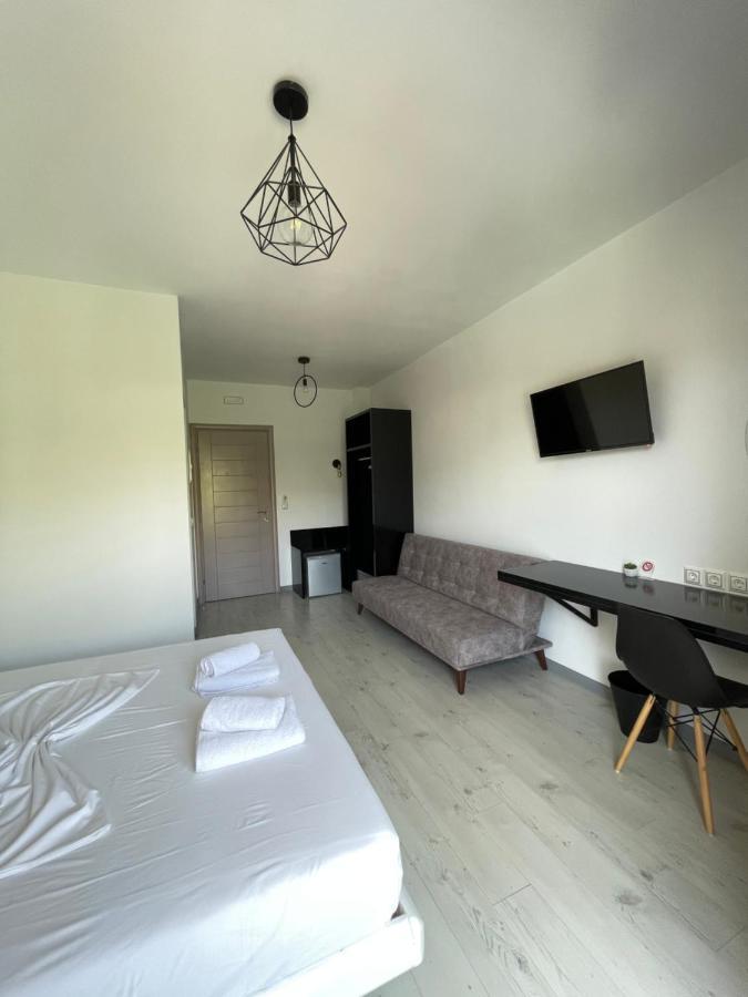 Orchard Retreat Aparthotel Himare Exterior photo