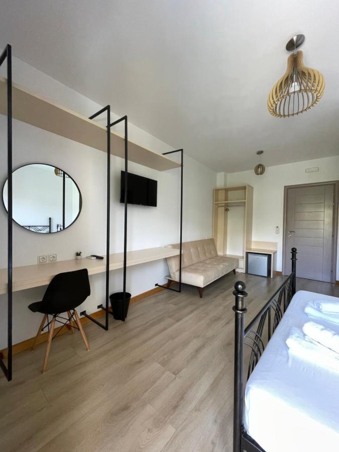 Orchard Retreat Aparthotel Himare Exterior photo